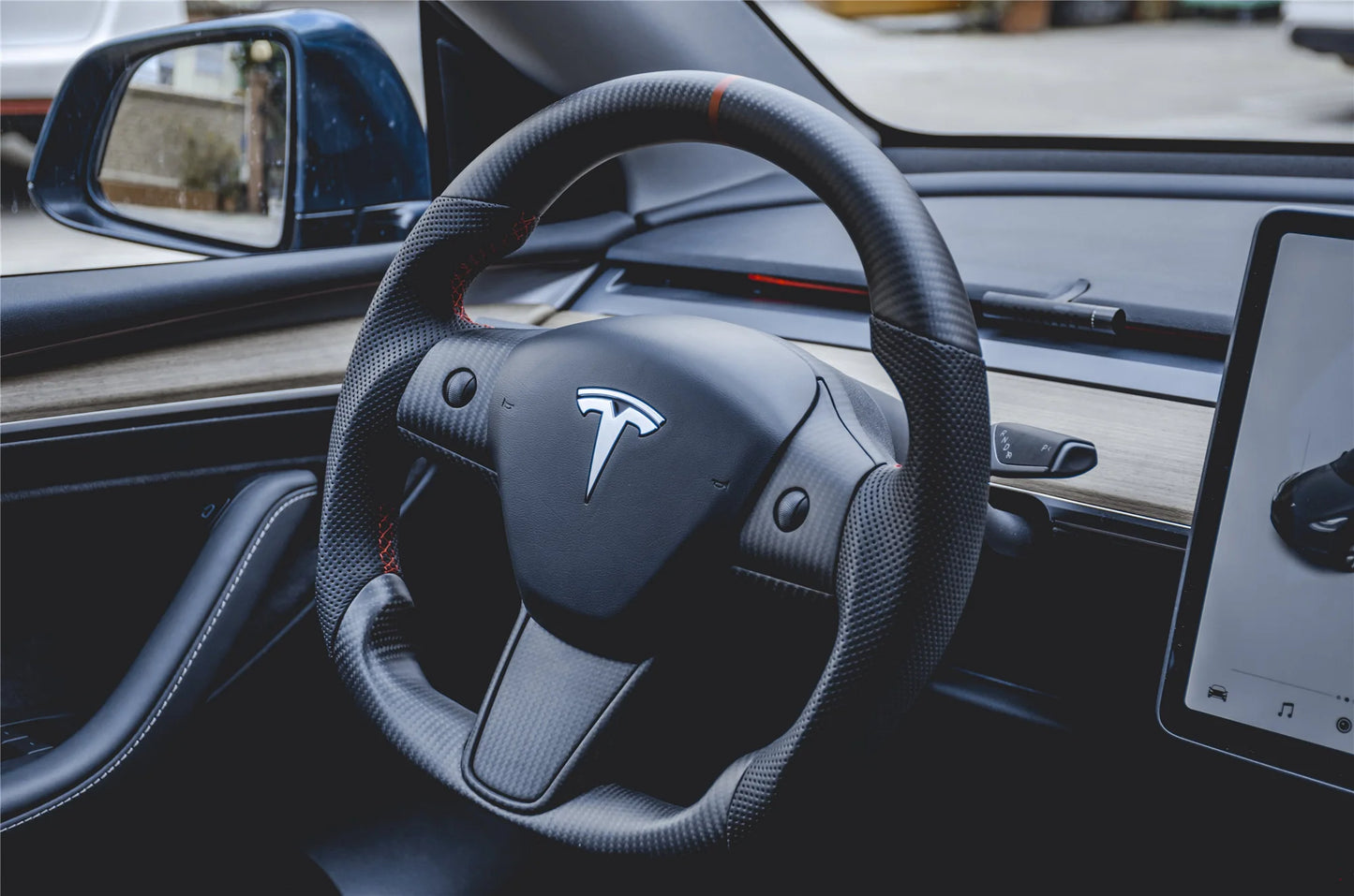 Custom Tesla Steering Wheel