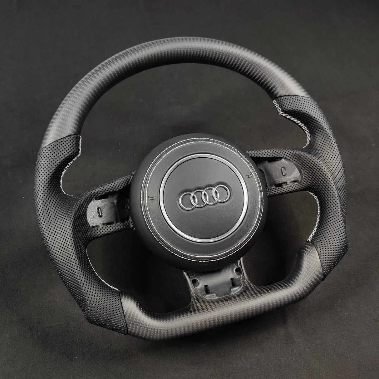 2017-2023 Audi B9 A3/S3/RS3 A4/S4 A5/S5/RS5 Custom Carbon Fiber Steering Wheel