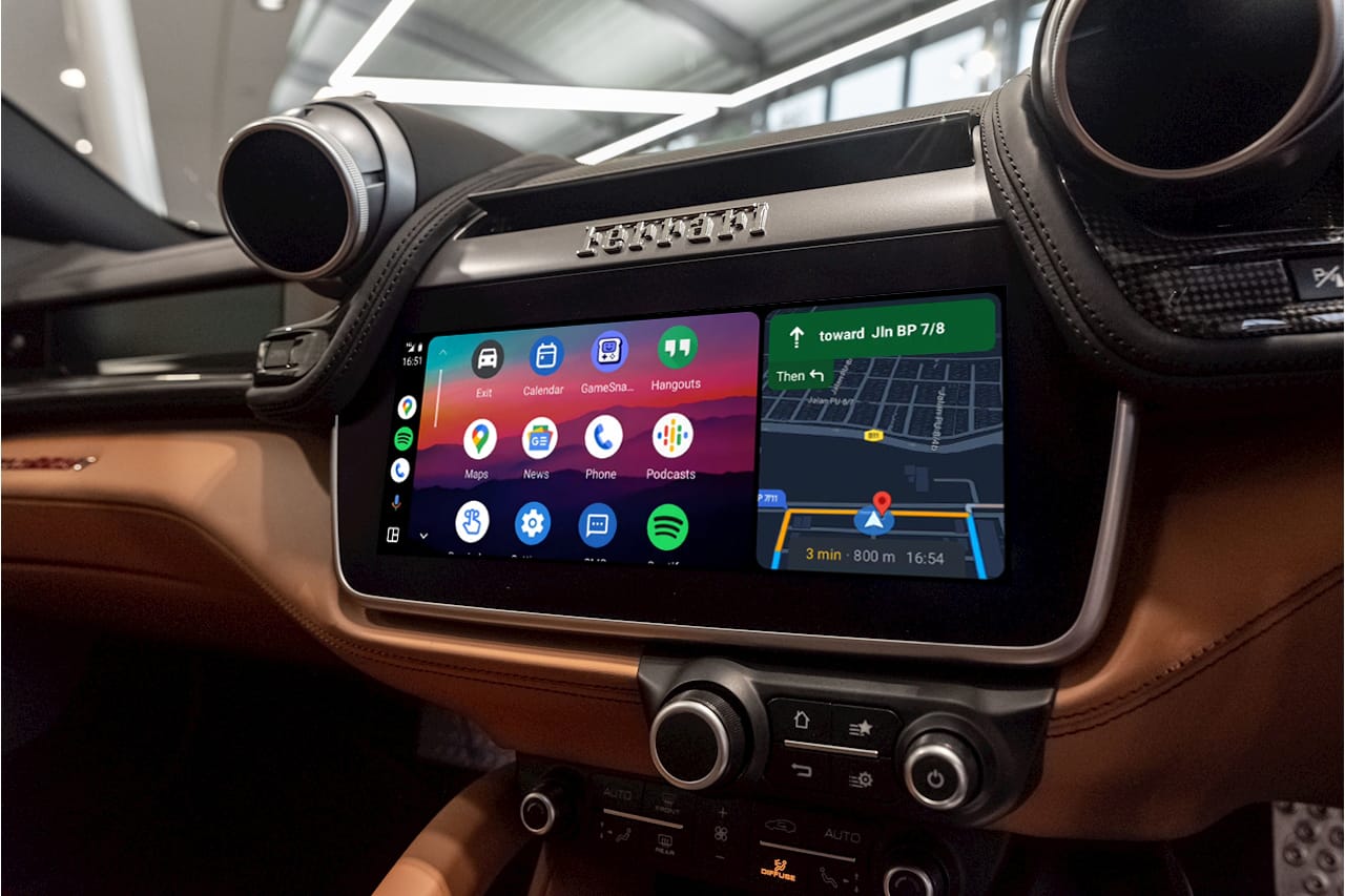 Wireless Carplay & Android Auto (GTC4 Lusso) Ferrari